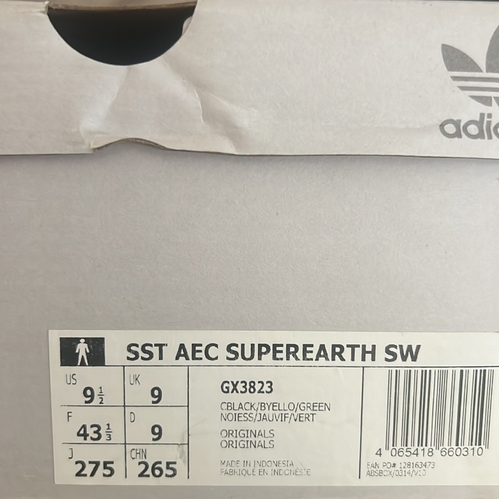 Adidas collaboration with Sean Witherspoon sneakers. - Picture 6 of 7